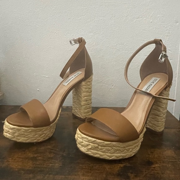 Steve Madden Brown Heels